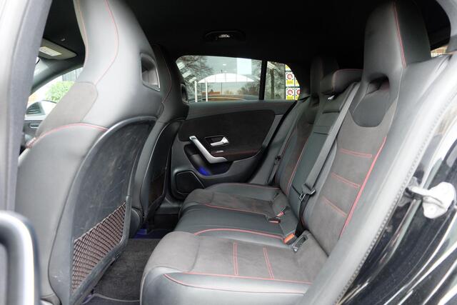 Mercedes-Benz CLA-KLASSE Shooting Brake 250 4MATIC Advantage / AMG Line / Camera / Dealeronderhouden