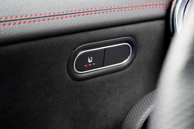 Mercedes-Benz CLA-KLASSE Shooting Brake 250 e AMG Line | Facelift | Distronic | Surround Camera | Verwarmd Stuurwiel | Keyless Go | Sfeerverlichting | Apple Carplay/Android Auto | Multibeam LED |