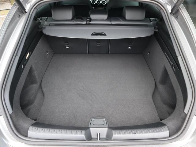 Mercedes-Benz CLA-KLASSE Shooting Brake 250 e Star Edition