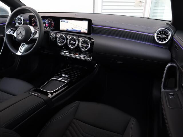 Mercedes-Benz CLA-KLASSE 180 Star Edition Luxury Line