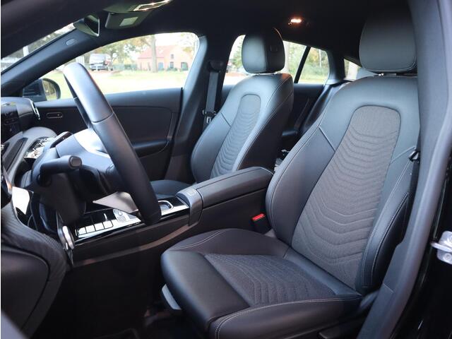 Mercedes-Benz CLA-KLASSE Shooting Brake 180 Business Solution Luxury