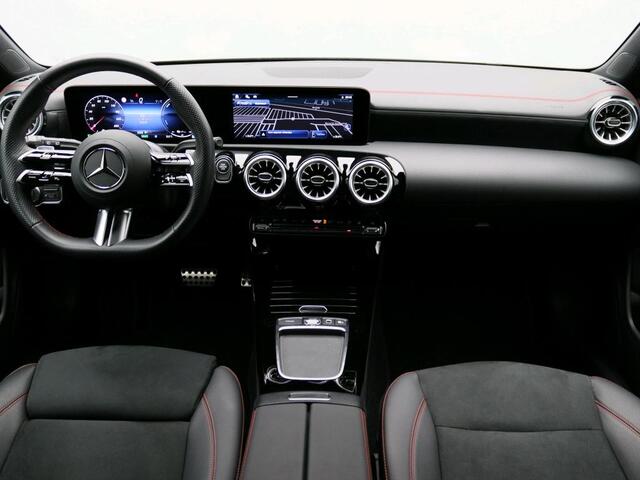 Mercedes-Benz CLA-KLASSE Shooting Brake 250 e Star Edition LIMITED AMG Line | Night Pakket | | Sfeerverlichting | Dodehoek Assist | Achteruitrijcamera | Ledkoplampen. Inclusief 24 maanden Mercedes-Benz Certified garantie voor Europa.