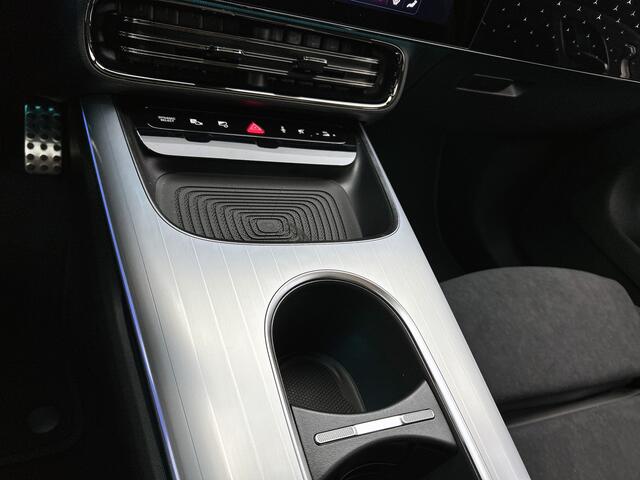 Mercedes-Benz CLA-KLASSE 250+ Launch Edition 85 kWh | Trekhaak | Warmtepomp | Adaptieve Cruisecontrol | Antidiefstal pakket URBAN GUARD | Nightpakket | 19 inch AMG velgen | Panoramadak | Sierdelen aluminium |