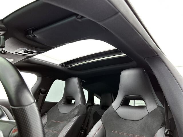 Mercedes-Benz CLA-KLASSE Shooting Brake 250 e AMG Line Panoramadak | 360°-camera | Nightpakket | Multibeam led | Sfeerverlichting | Inclusief 24 maanden MB Certified garantie voor Europa.