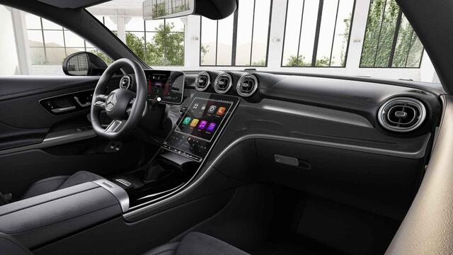 Mercedes-Benz CLE Coupé 300 e AMG Line | Premium plus | Rij assistentie pakket | Night pakket | AMG spoiler | Panoramadak |