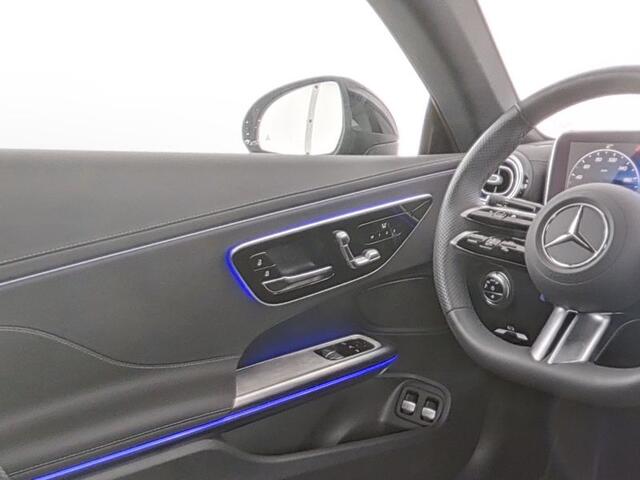 Mercedes-Benz CLE Coupé 300 e AMG Plug-In Hybride AMG Line Premium | Panorama Schuif-Kanteldak | trekhaak | Rijassistentiepakket plus | 360° camera. Inclusief 24 maanden MB Certified garantie voor Europa.