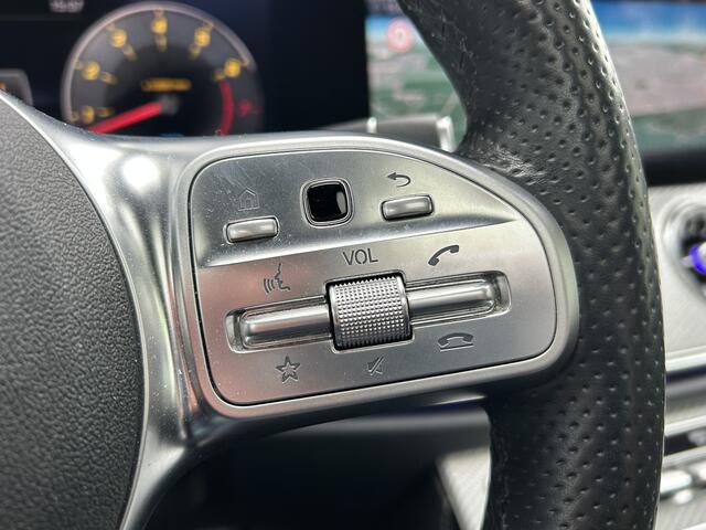 Mercedes-Benz CLS-KLASSE 450 4Matic AMG // Burmester // 360 Camera // Sunroof // Trekhaak // 20 inch // Designo White // Distronic