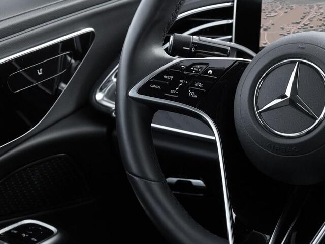 Mercedes-Benz E-KLASSE 300 e Avantgarde Distronic 19 Inch Stoelverwarming Stuurverwarming