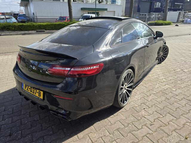 Mercedes-Benz E-KLASSE 220 D AMG UITVOERING