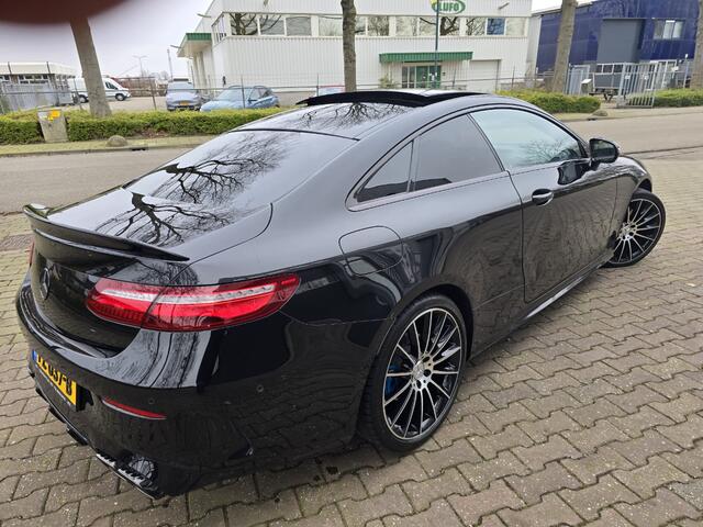 Mercedes-Benz E-KLASSE 220 D AMG UITVOERING