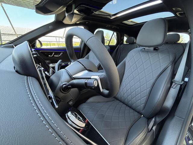 Mercedes-Benz E-KLASSE 300 e Sport Edition | Night | Panoramadak | Burmester | Superscreen | Head-up display | Stoelverwarming/ventilatie | Sfeerverlichting |