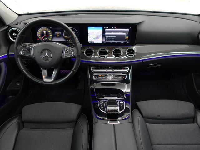Mercedes-Benz E-KLASSE 200 AMG Night Edition Aut- Panodak, 360 Camera, Sfeerverlichting, Burmester Audio, Head Up, Ada Cruise