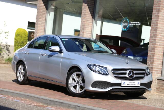 Mercedes-Benz E-KLASSE 250 Ambition 9G Widescreen Navi Camera LED Ambiente