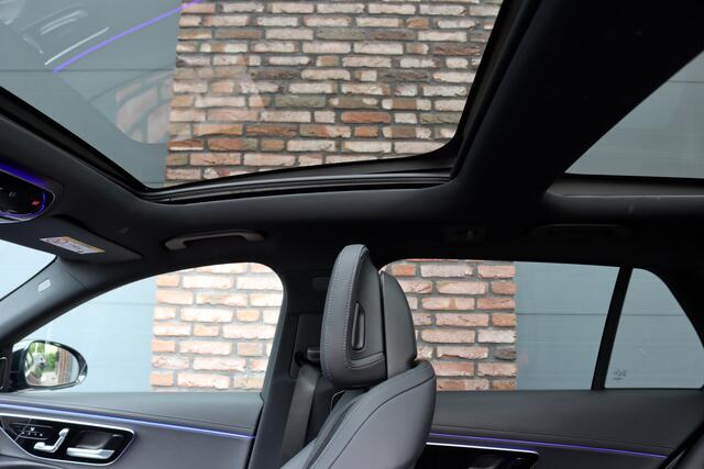 Mercedes-Benz E-KLASSE 300 e AMG Line Aut9 | MBUX Hyperscreen | Distronic+ | Burmester | Panoramadak | Memory | 3D-Display | Trekhaak | Digital Light | HUD | Surround Camera |