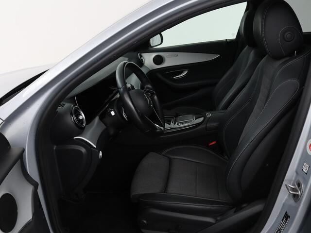 Mercedes-Benz E-KLASSE 300de Avantgarde | Schuifdak | Stoelverwarming | Carplay | Sfeerverlichting | Trekhaak | 360 camera | Navigatie | Full LED