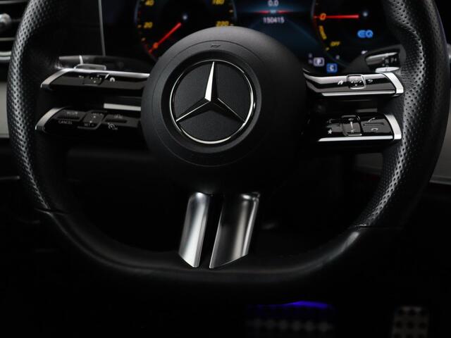 Mercedes-Benz E-KLASSE 300de 4Matic AMG Night | Panoramadak | Trekhaak | Stoelverwarming | 360 camera | Adaptive cruise | Leder/Alcantara | Burmeseter | Matrix LED | Navigatie