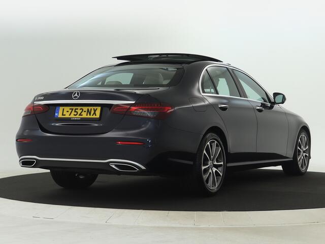 Mercedes-Benz E-KLASSE 200 Business Solution Luxury Inclusief 24 maanden MB Certified garantie voor Europa.