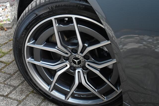 Mercedes-Benz E-KLASSE Coupé 200 AMG Line Facelift | Night | Widescreen | Camera