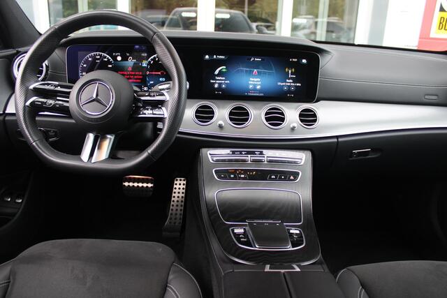 Mercedes-Benz E-KLASSE 300e BUSINESS SOLUTION AMG NIGHT EDITION | AMG-STYLING | LICHTMETALEN VELGEN 19" | 360° CAMERA | | TREKHAAK | MULTIBEAM MATRIX LED KOPLAMPEN | LED ACHTERLICHTEN | ELEKTRISCH VERSTELBARE VOORSTOELEN MET GEHEUGEN FUNCTIE | ALCANTARA / KUNSTLEDEREN BEKLEDIN