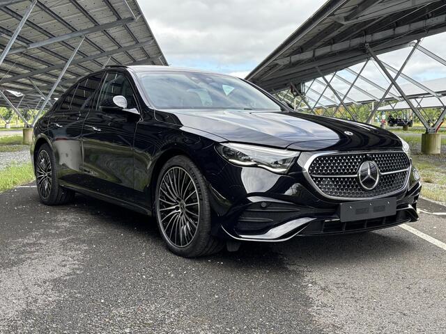 Mercedes-Benz E-KLASSE 300e Sport Edition | Night | Panoramaschuifdak | Premium Plus | Rijassistentiepakket Plus | Head-up display | Burmester |