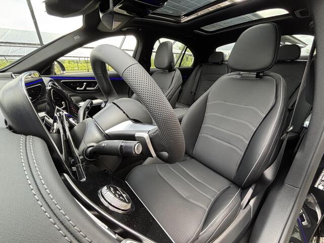 Mercedes-Benz E-KLASSE 300e Sport Edition | Night | Panoramaschuifdak | Premium Plus | Rijassistentiepakket Plus | Head-up display | Burmester |