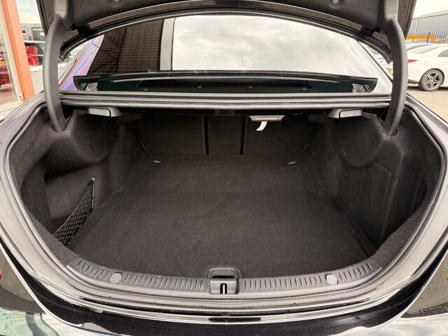 Mercedes-Benz E-KLASSE 200 Premium Plus Designo | AMG | Pano | Burmester | 360 Camera | Leder |