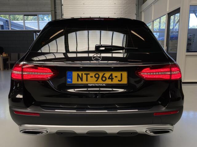 Mercedes-Benz E-KLASSE All-Terrain 220 d 4MATIC Ambition Camera, Carplay, Pano, Elek trekhaak, Head up DISPLAY