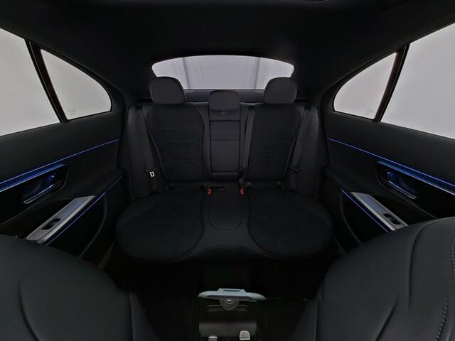 Mercedes-Benz E-KLASSE 300 e 4MATIC AMG Plug-In Hybride AMG Line | Night Pakket | Panorama Schuif-Kanteldak | Burmester® | Trekhaak | Rijassistentiepakket plus | Keyless-Go Inclusief 24 maanden MB Certified garantie voor Europa.