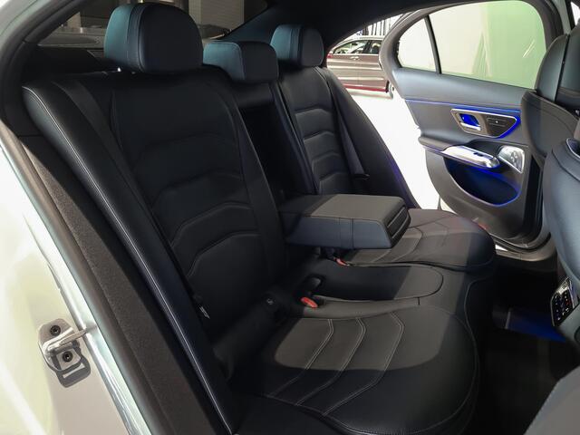 Mercedes-Benz E-KLASSE 400 e 4-M AMG Luchtvering|Achterasbesturing|Superscreen|Keyless|Stoelkoeling|HUD|Digital Light