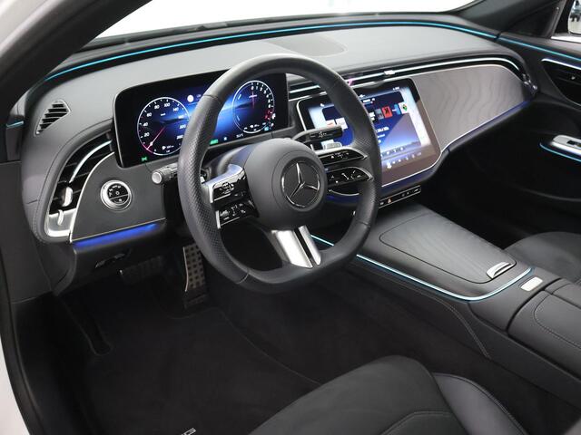 Mercedes-Benz E-KLASSE 300 e AMG Line | AMG | Panoramadak | Winter pakket | Night pakket | 20 inch |