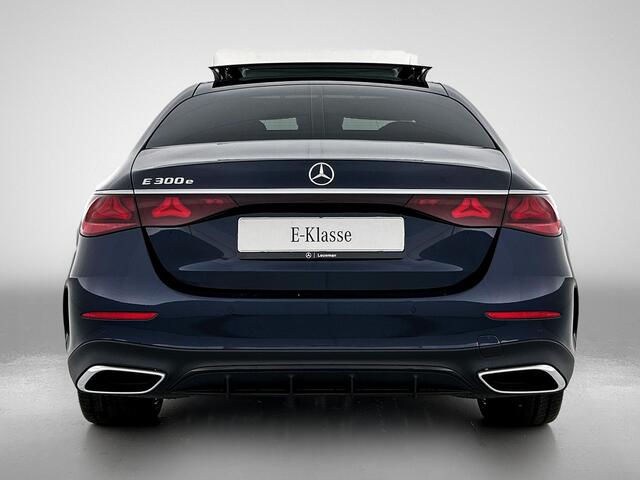 Mercedes-Benz E-KLASSE 300 e Sport Edition | Premium pakket | Winter pakket | Nightpakket | Trekhaak | Rijassistentiepakket Plus | MBUX Superscreen | Burmester® 4D surround sound system |