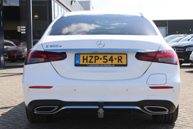 Mercedes-Benz E-KLASSE 300e AMG Line DISTRONIC PLUS WIDESCREEN CARPLAY TREKHAAK