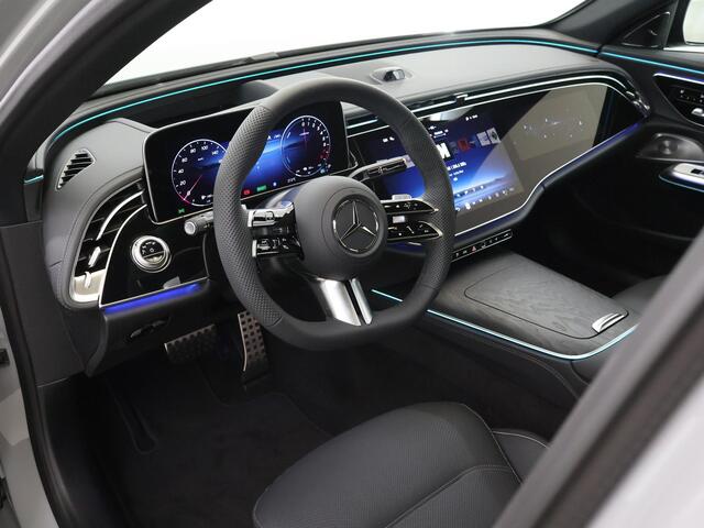 Mercedes-Benz E-KLASSE 300 e Sport Edition | Premium Plus pakket | Panoramaschuifdak | Superscreen | Nightpakket | Rijassistentiepakket Plus | Stoelventilatie | Head-up display | Burmester