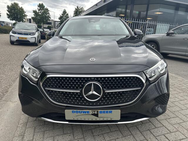 Mercedes-Benz E-KLASSE 200 Avantgarde NEW MODEL Pano-Dak | 19 inch | Camera | Stoelverw