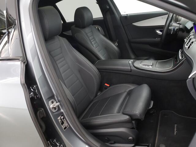 Mercedes-Benz E-KLASSE 200 AMG Line | Night | Burmester | Trekhaak | Panoramadak | Sfeerverlichting | Stoelverwarming |