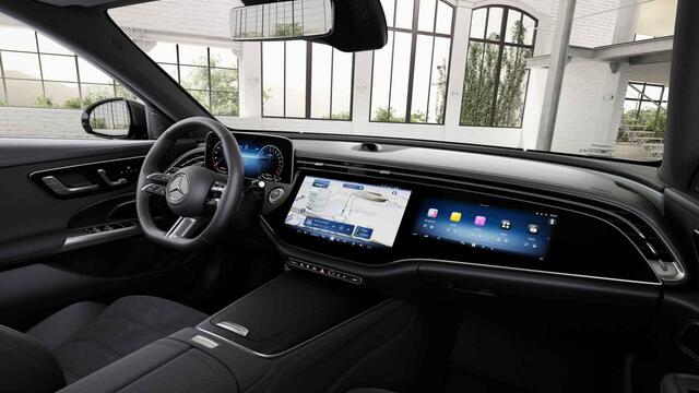 Mercedes-Benz E-KLASSE Limousine 300 e Sport Edition Panorama dak | Trekhaak