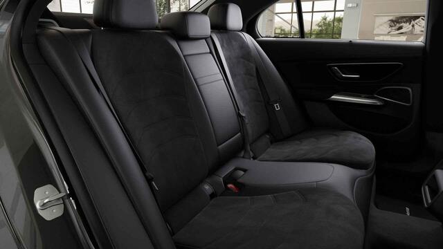 Mercedes-Benz E-KLASSE Limousine 300 e Sport Edition Panorama dak | Trekhaak