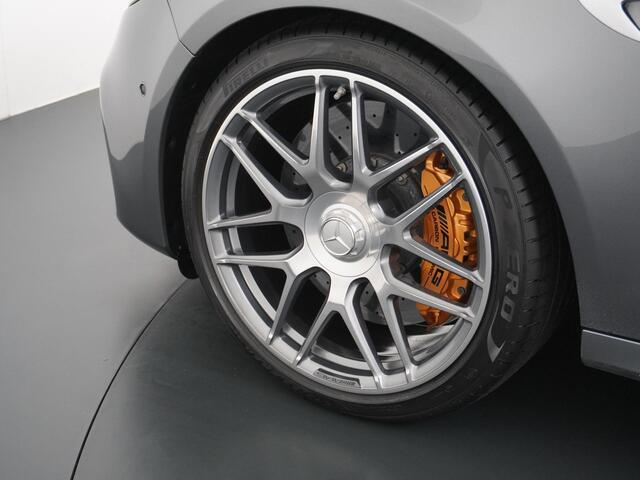 Mercedes-Benz E-KLASSE AMG 63 S 4MATIC+ Dealer onderhouden Panoramadak Burmester High end Massage Keramische remmen Sfeerverlichting