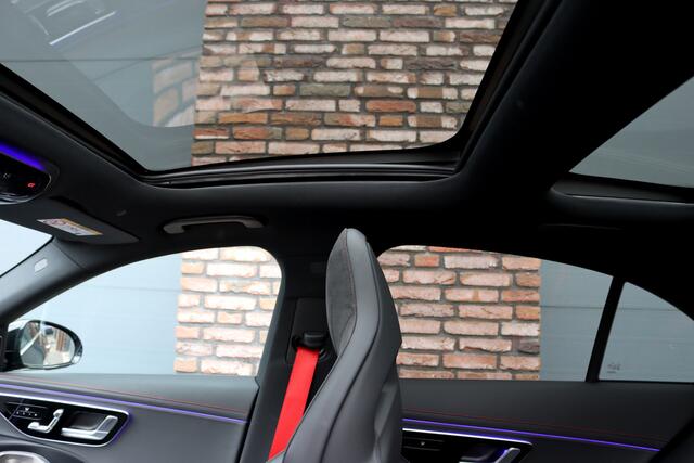 Mercedes-Benz E-KLASSE AMG 53 4MATIC+ Premium+ | MBUX Hyperscreen | Achterasbesturing | Distronic | AMG Drivers Package | Burmester | Digital Light | Stoelverwarming V+A | Performance-Stoel |