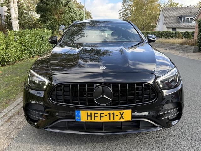 Mercedes-Benz E-KLASSE 300e AMG Black 320PK PanooTrekhaak