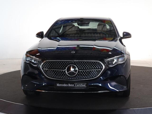 Mercedes-Benz E-KLASSE 300 e Luxury Line | Rij assistentie | Memory | Trekhaak | Stoelventilatie | Headup display |