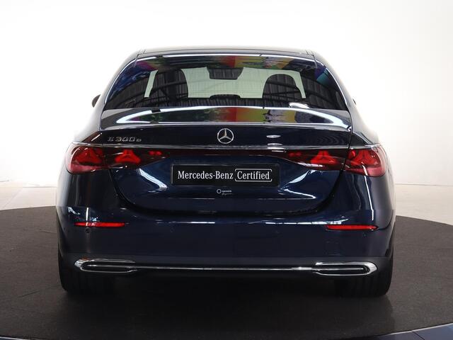 Mercedes-Benz E-KLASSE 300 e Luxury Line | Rij assistentie | Memory | Trekhaak | Stoelventilatie | Headup display |