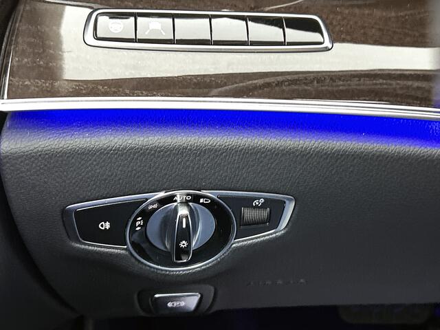 Mercedes-Benz E-KLASSE 300e Premium Plus Panoramadak, Trekhaak, Virtual, Leder