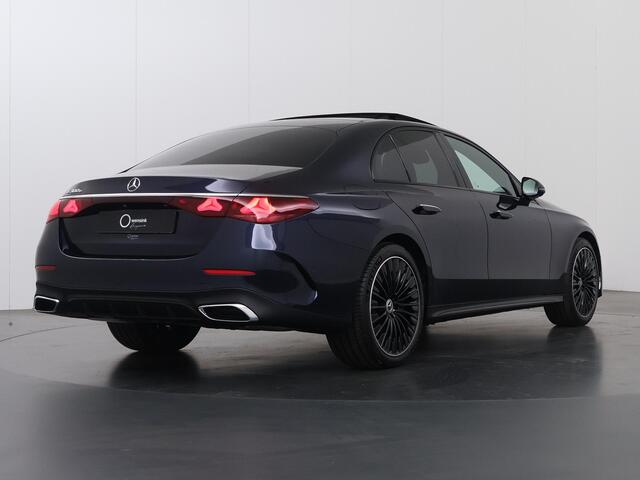 Mercedes-Benz E-KLASSE 300e Sport Edition | Panoramaschuifdak | Premium Plus | Night | Rijassistentiepakket Plus | Stoelventilatie | Burmester | Airmatic |