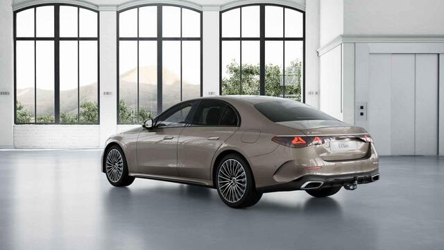 Mercedes-Benz E-KLASSE 300e Sport Edition | Premium-pakket | Trekhaak | Nightpakket | Burmester | Dodehoekassistent | 360° camera |