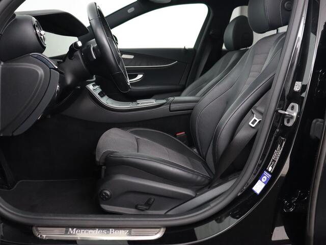 Mercedes-Benz E-KLASSE 300e Avantgarde | Panoramadak | Adaptive cruise | Stoelverwarming | Carplay | Camera | Sfeerverlichting | Navigatie | Widescreen | Half leder | PHEV | Plug In