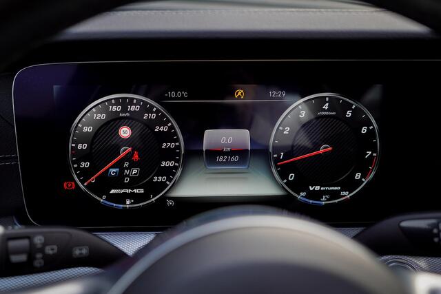 Mercedes-Benz E-estate AMG 63 4MATIC Premium Plus / Pano / Widescreen / Multibeam