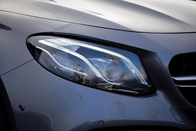 Mercedes-Benz E-estate AMG 63 4MATIC Premium Plus / Pano / Widescreen / Multibeam