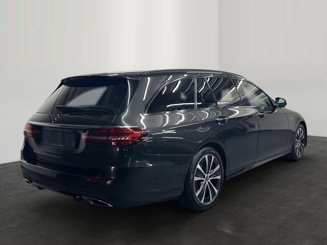 Mercedes-Benz E-estate 400 d 4MATIC AMG Line 330 PK Distronic Widescreen Cockpit 20 Inch Navi LED