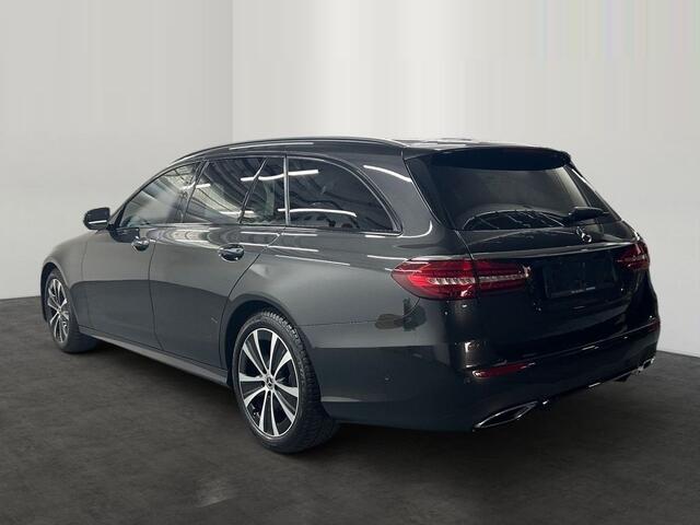 Mercedes-Benz E-estate 400 d 4MATIC AMG Line 330 PK Distronic Widescreen Cockpit 20 Inch Navi LED